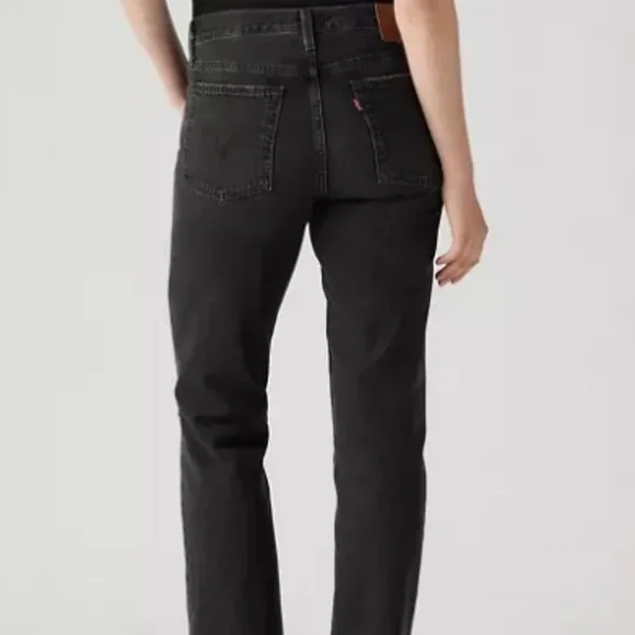 Levis Premium Wedgie Straight Jeans Womens Black Denim Button Fly Size 32x28 - Picture 2 of 9